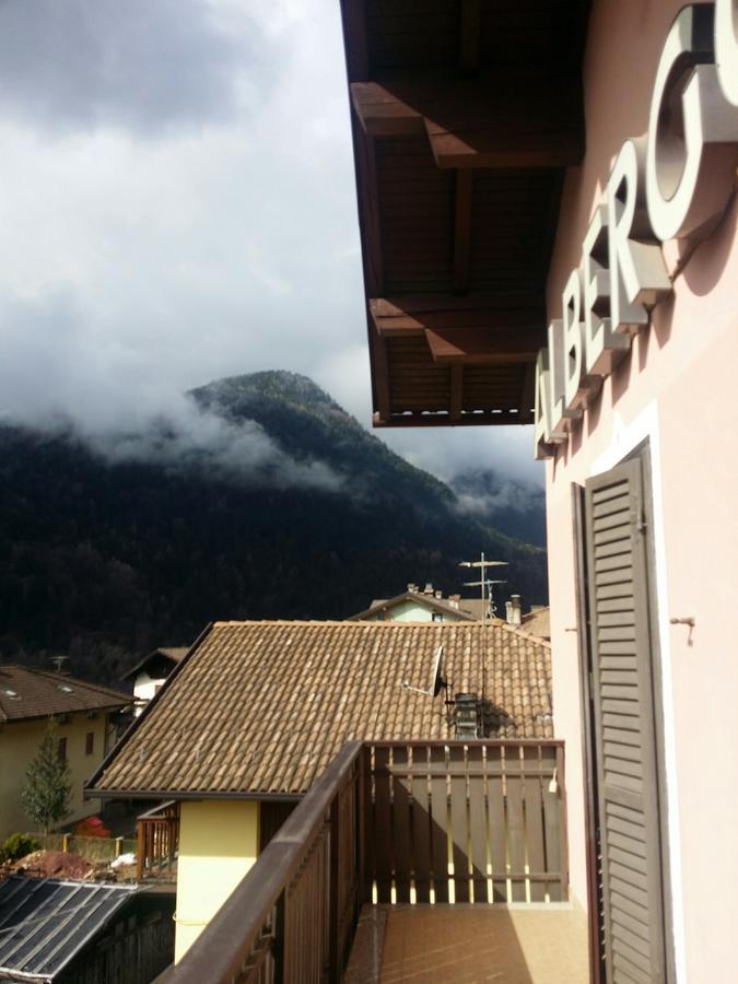 Albergo La Valle Даоне Екстериор снимка